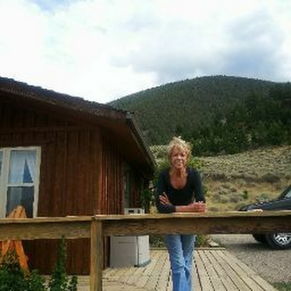 Meet your Posher, Nancye - Picture 1 of 1